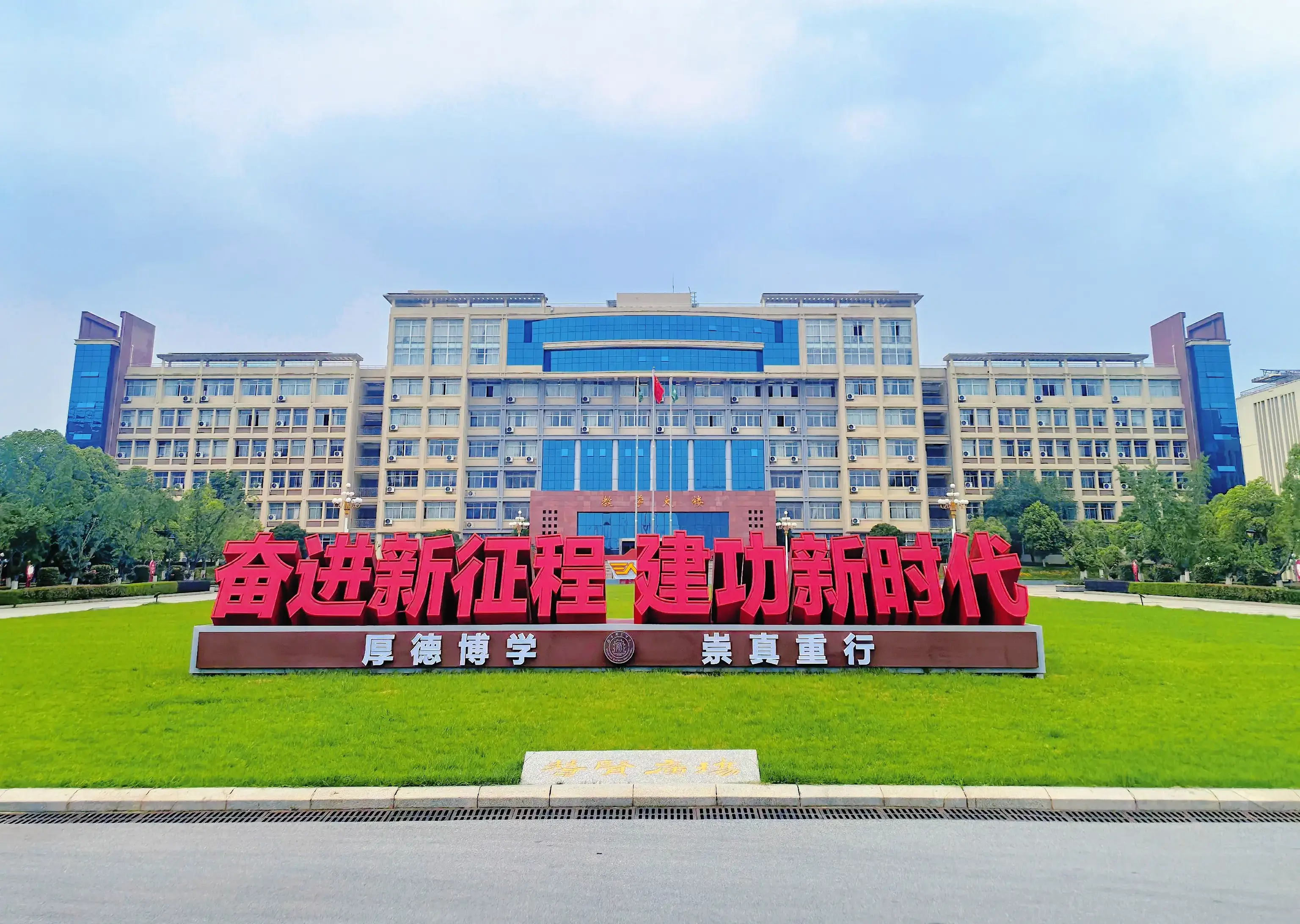 暂无图片